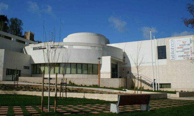 Biblioteca Municipal Gustavo Pinto Lopes